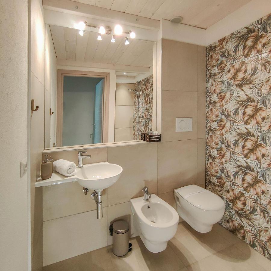 Delphinium Hotel Selargius Esterno foto